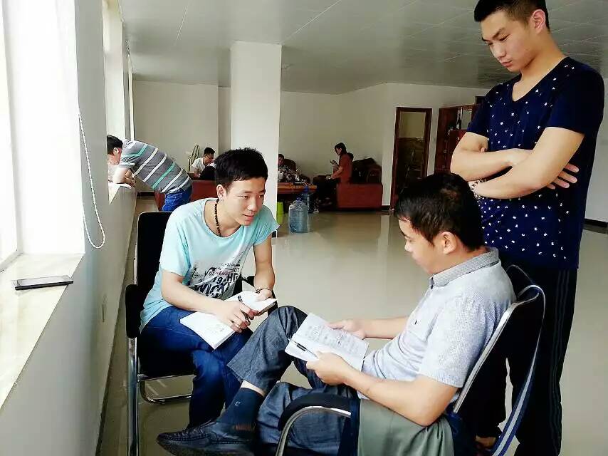 廣東化州黃埔訓(xùn)練營(yíng)正式開營(yíng)