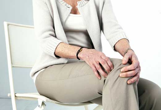 3個動作傷關節(jié) 好習慣謹防關節(jié)炎“騷擾”