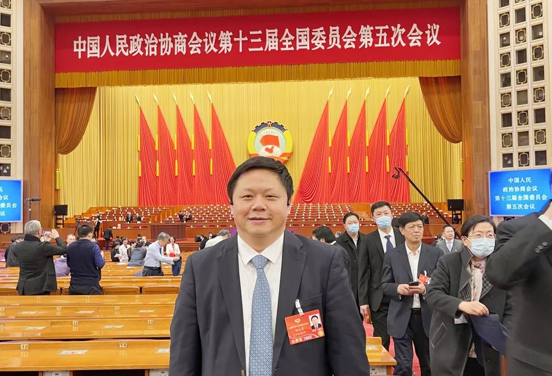 關(guān)于不孕不育、未婚避孕、生育問題，徐叢劍委員在兩會上這樣提議！